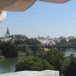  Apartamento Trianabridgeviews ático Con Vistas Al Puente De Triana Calle Castilla 38
